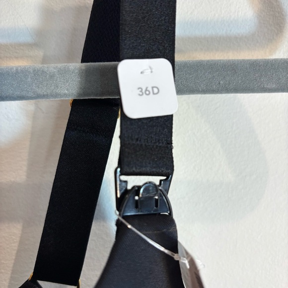 THYME Sz 36D Maternity Bra Detachable Cup to Breastfeed Padded Adjustable NEW - Picture 2 of 11